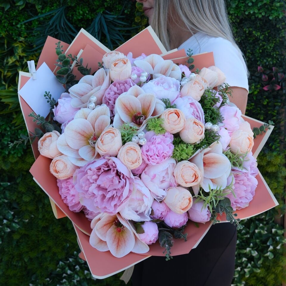 Sweet Serenity Bouquet- Yapay Çiçek Buketi