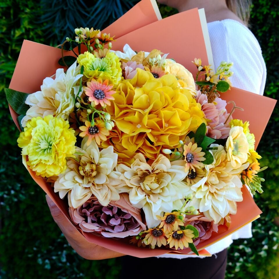 Sunlit Bouquet - Yapay Çiçek Buketi