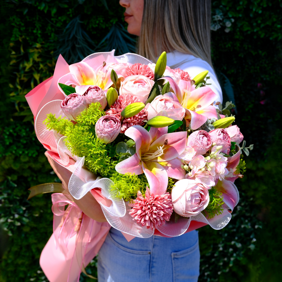 Blush Garden – Yapay Çiçek Buketi