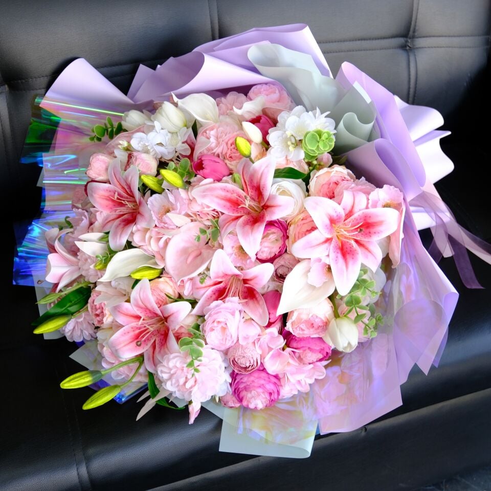 Blush Romance XXL Yapay Çiçek Buketi
