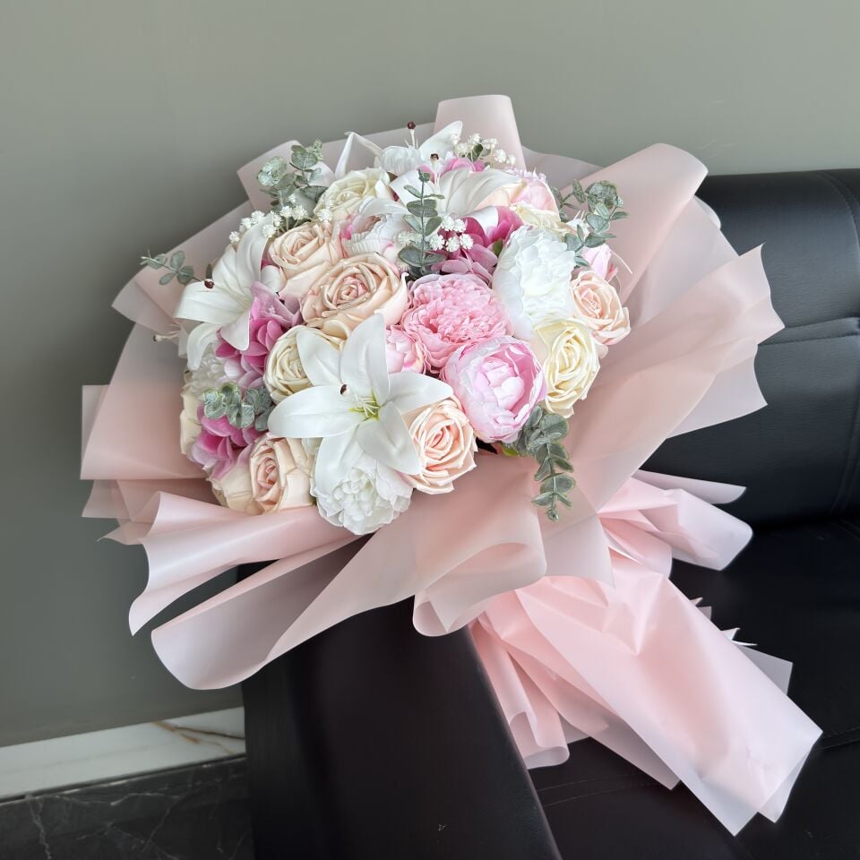 Pink Romance Bouquet– Yapay Çiçek Buketi